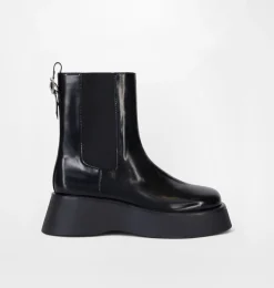 CHELSEA BOOT